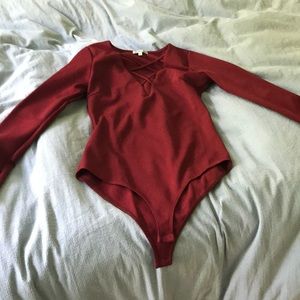 Textured wine bodysuit